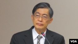 台湾环保署长魏国彦(美国之音张永泰拍摄)