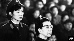 1980年12月,67岁的江青出庭受审
