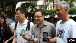 占中三位发起人(左起:陈健民、戴耀廷、朱耀明)(美国之音海彦拍摄)