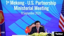 越南外交部长范平明(Pham Binh Minh)在东盟会议期间发表讲话(2020年9月11日)。