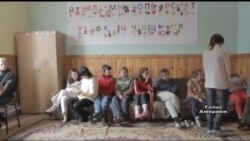 Розслідування: що роблять в українських сиротинцях з дітьми-інвалідами? Відео Розслідування: що роблять в українських сиротинцях з дітьми-інвалідами? Відео