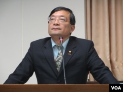 台湾蓝营亲民党立委李桐豪(美国之音张永泰拍摄)