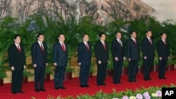 2007年中共17大后九常委亮相(资料照片)
