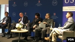 美日学者2019年3月8日在美国-日本研究所讨论如何应对台海冲突(美国之音钟辰芳拍摄)