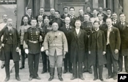总统袁世凯和外国使节合影(1913年)