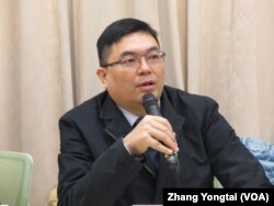 台湾世代教育基金会执行长洪耀南(美国之音张永泰拍摄)