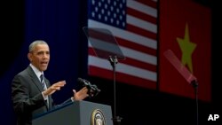 星期二,美国总统奥巴马在越南首都河内的国家会议中心发表演讲。