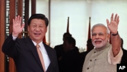 中国国家主席习近平与印度总理莫迪 (2014年)