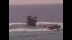 索马里海盗活动减少 海盗网络仍是威胁 索马里海盗活动减少 海盗网络仍是威胁