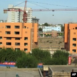 老城附近,现代式公寓楼拔地而起