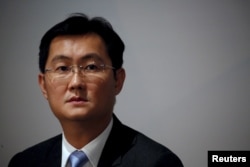 2016年3月17日,腾讯董事长兼首席执行官马化腾在香港出席新闻发布会,宣布公司业绩。