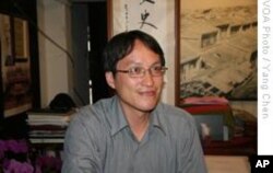 他叫陈仕贤,研究古墓、台湾历史、妈祖