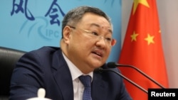 时任中国外交部军控司司长的傅聪2020年7月8日出席一个记者会。(路透社)