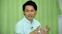 香港民主党主席罗健熙强调,该党会继续维持政党的角色,不会因为区议员辞职潮解散。 (美国之音/汤惠芸)