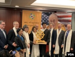在中国占领西藏,迫使西藏精神领袖达赖喇嘛和数万藏人踏上流亡之旅的60周年之际,多个藏人组织和倡导团体星期二(2月12日)在国会大厦举办“感谢美国”活动。