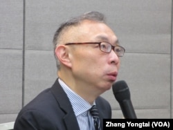台湾师范大学政治研究所教授范世平(美国之音张永泰拍摄)
