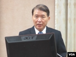 台湾国防部长高广圻(美国之音张永泰拍摄)