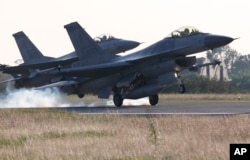 台湾空军的F-16战斗机(资料照)