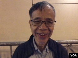 香港基督教中福教会主任牧师邬小鹤 (美国之音记者申华拍摄)