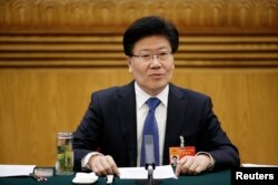 中共新疆党委书记张春贤在两会期间的新疆代表团会议上(2015年3月10日)