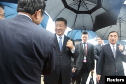 2019年6月27日,在日本大阪府泉佐野举行的G20领导人峰会开始前,中国国家主席习近平抵达日本关西国际机场。