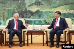 中国国家主席习近平和美国国务卿蒂勒森在北京人民大会堂会晤(2017年3月19日)