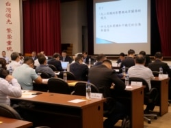 中国国民党主席江启臣6月19日主持改革委员会召开大会,提出多项改革建议,包括两岸新论述。(美国之音黄丽玲摄)(美国之音黄丽玲摄)
