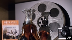 Một chai rượu Hennessy Cognac tại Đại hội Phim Quốc tế Santa Barbara 2016.