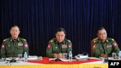 ဗိုလ်ချုပ် စိုးနိုင်ဦး ဦးဆောင်တဲ့ တပ်မတော် သတင်းမှန် ပြန်ကြားရေး အဖွဲ့က သတင်းစာရှင်းလင်းပွဲ
