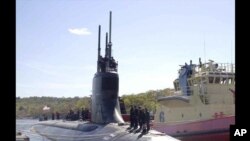 အမေရိကန် USS Connecticut ရေငုပ်သင်္ဘော။