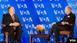 ဝန်ကြီး Pompeo နှင့် ဗွီအိုအေရဲ့ ညွှန်ကြားရေးမှုး Robert Reilly
