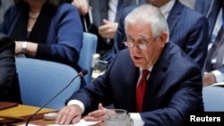 美国国务卿蒂勒森在安理会部长级会议上就朝鲜局势发表讲话。(2017年4月28日)