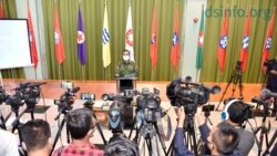 "အဖမ်းခံရတဲ့ သက်သေအထောက်အထားရှိရင် သက်ဆိုင်ရာကိုပြောပါ" - ဗိုလ်ချုပ်ဇော်မင်းထွန်း "အဖမ်းခံရတဲ့ သက်သေအထောက်အထားရှိရင် သက်ဆိုင်ရာကိုပြောပါ" - ဗိုလ်ချုပ်ဇော်မင်းထွန်း