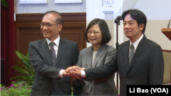 台湾总统蔡英文2017年9月5日宣布行政院长换人,由林全(左)换成赖清德(右,美国之音黎堡拍摄)