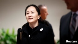 中国华为公司前首席财务官孟晚舟离开加拿大温哥华一家法院。(2020年1月20日)