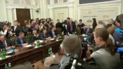 У США та ЄС вітають круглий стіл У США та ЄС вітають круглий стіл