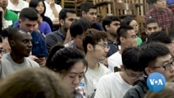 VOA英语视频: 美国国际学生人数连续三年下降 VOA英语视频: 美国国际学生人数连续三年下降
