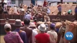 ဒီနှစ်အတွင်း ဆောက်လုပ်ရေးကဏ္ဍအပေါ် လုပ်ငန်းရှင်တွေအမြင်
 ဒီနှစ်အတွင်း ဆောက်လုပ်ရေးကဏ္ဍအပေါ် လုပ်ငန်းရှင်တွေအမြင်