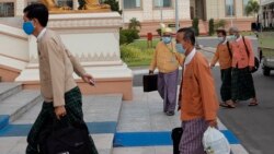 ပြည်နယ်အစိုးရအဖွဲ့ဝင်နဲ့ လွှတ်တော်တာဝန်ရှိသူတွေ ပြန်လွတ်မြောက် ပြည်နယ်အစိုးရအဖွဲ့ဝင်နဲ့ လွှတ်တော်တာဝန်ရှိသူတွေ ပြန်လွတ်မြောက်