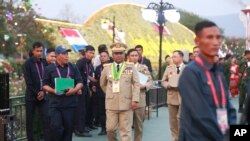 ၇၉ ကြိမ်မြောက် တပ်မတော်နေ့အခမ်းအနားကိုတက်ရောက်လာတဲ့ သတင်းနဲ့ပြန်ကြားရေးဝန်ကြီးဌာန ဒု-ဝန်ကြီးနဲ့ စစ်ဘက်ပြောခွင့်ရ ဗိုလ်ချုပ်ဇော်မင်းထွန်း။ (မတ် ၂၇၊ ၂၀၂၄)