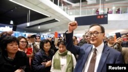 အတိုက်အခံ ခေါင်းဆောင် Sam Rainsy