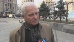 На чиєму боці українці у війні олігархів? Відео На чиєму боці українці у війні олігархів? Відео