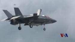 美国F-35战机在英国航空展大受欢迎 美国F-35战机在英国航空展大受欢迎