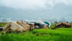 မူဆယ်တကြော တရုတ်နယ်စပ် စည်းရိုးကာလို့ ဒေသခံတွေကန့်ကွက် မူဆယ်တကြော တရုတ်နယ်စပ် စည်းရိုးကာလို့ ဒေသခံတွေကန့်ကွက်