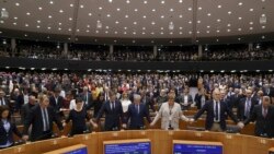 EU နဲ့ ဗြိတိန် ခွဲခွာချိန် နာရီပိုင်းသာလိုတော့ EU နဲ့ ဗြိတိန် ခွဲခွာချိန် နာရီပိုင်းသာလိုတော့