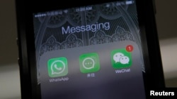 脸书的WhatsApp,阿里巴巴的来往,和腾讯的微信