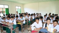 ရခိုင်၊ ချင်း အိုးအိမ်စွန့်ကျောင်းသားများ စာမေးပွဲဖြေရေး အခက်တွေ့နေဆဲ ရခိုင်၊ ချင်း အိုးအိမ်စွန့်ကျောင်းသားများ စာမေးပွဲဖြေရေး အခက်တွေ့နေဆဲ