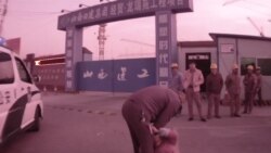 周家的律师提供的现场视频,由在场民警拍摄 周家的律师提供的现场视频,由在场民警拍摄
