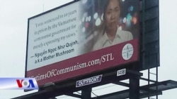 Mẹ Nấm xuất hiện trên billboard của Quỹ Nạn nhân Chế độ Cộng sản Mẹ Nấm xuất hiện trên billboard của Quỹ Nạn nhân Chế độ Cộng sản