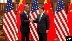 2016年9月3日,美国总统奥巴马和中国国家主席习近平在中国杭州西湖国宾馆握手。